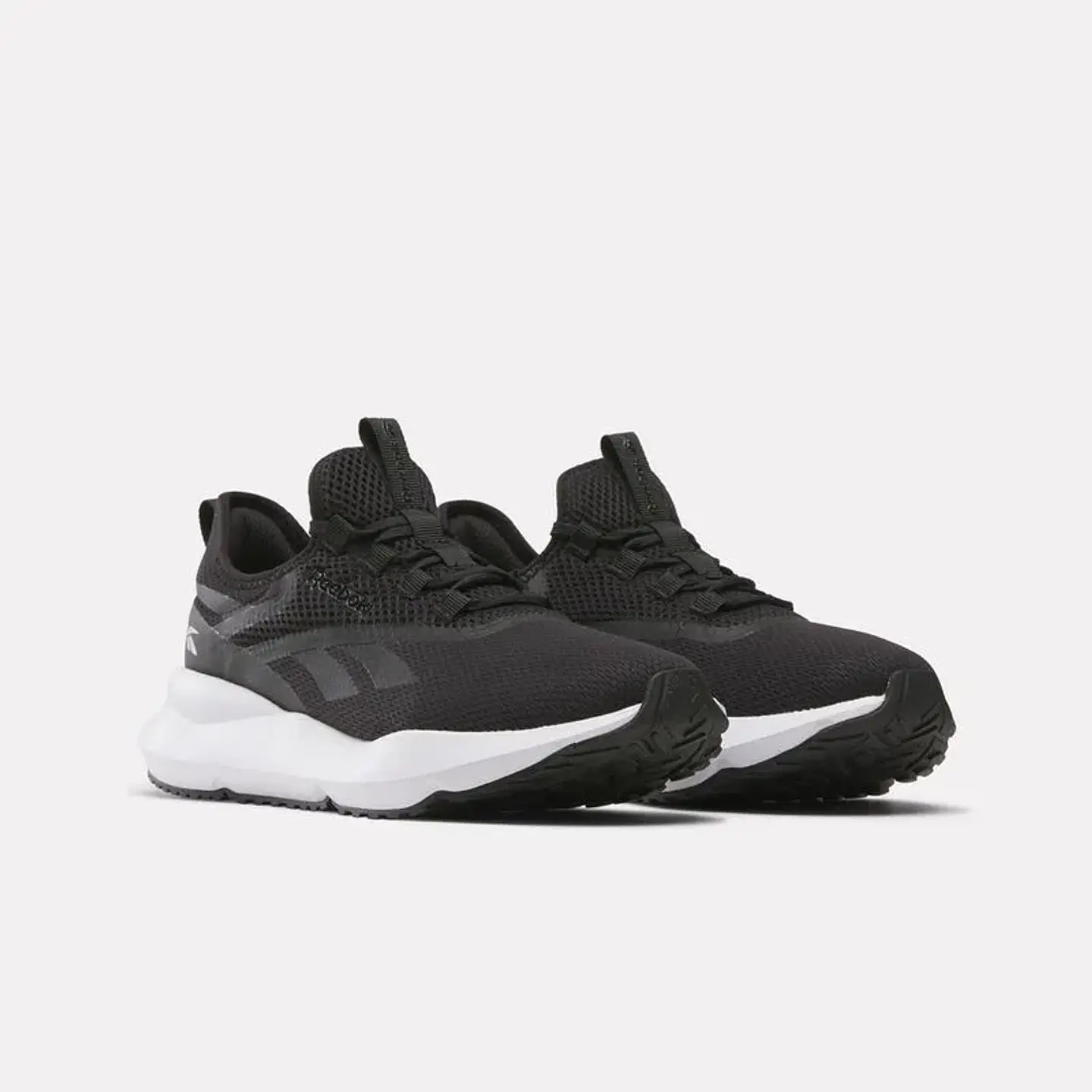 Zapatilla Negra Hombre Reebok 100209939 2