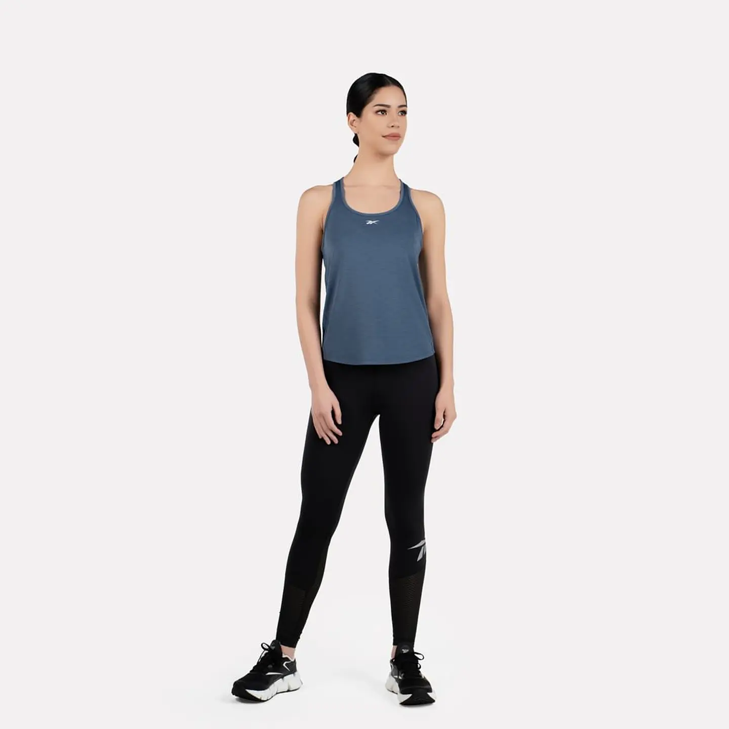 Polera Azul Mujer Reebok 100221768 1