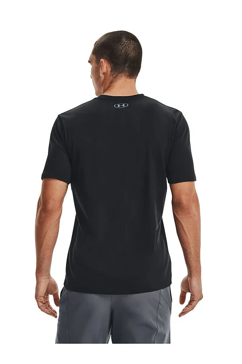 Polera Negra Hombre Under Armour 1329582-001