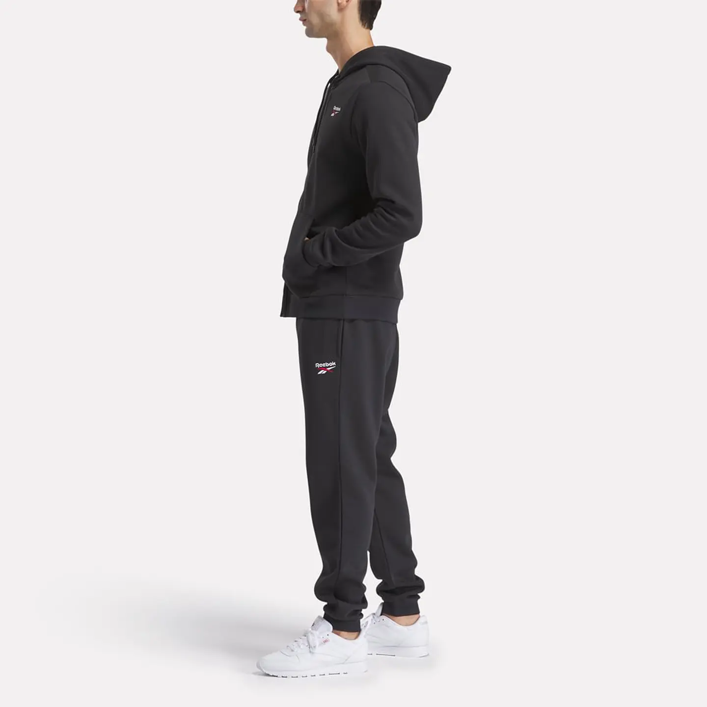 Poleron Negro Hombre Reebok 100221809 3