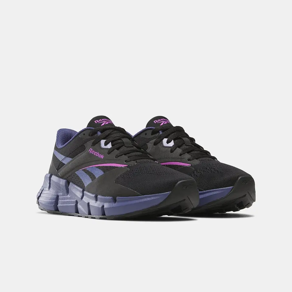 Zapatilla Negra Mujer Reebok 100210043 2