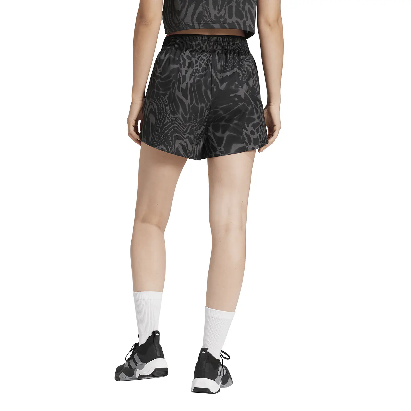 Short Negro Mujer Adidas JE8685 2