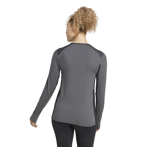 Polera Gris Mujer Adidas JC8200
