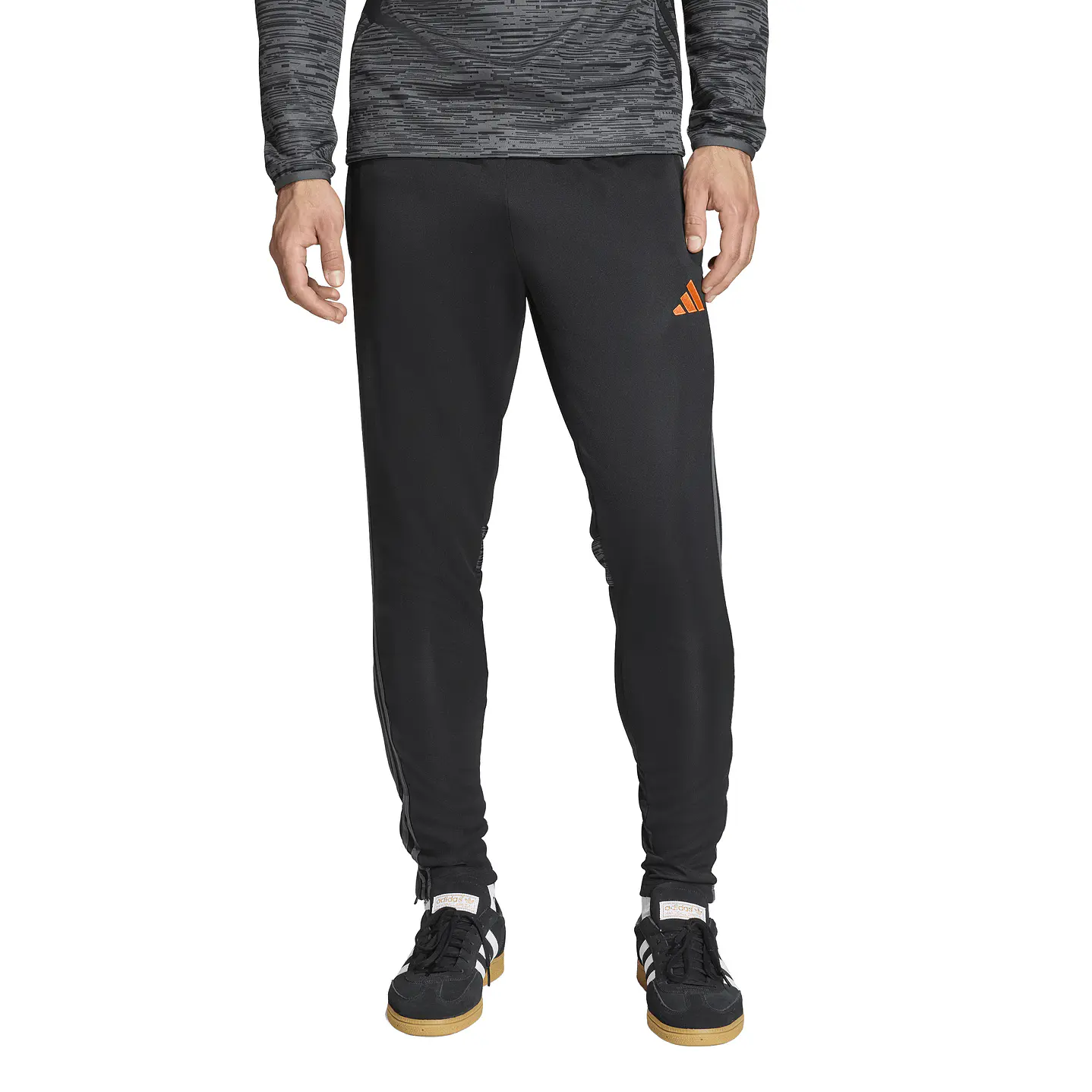 Pantalon de Buzo Negro Hombre Adidas JZ9407 1