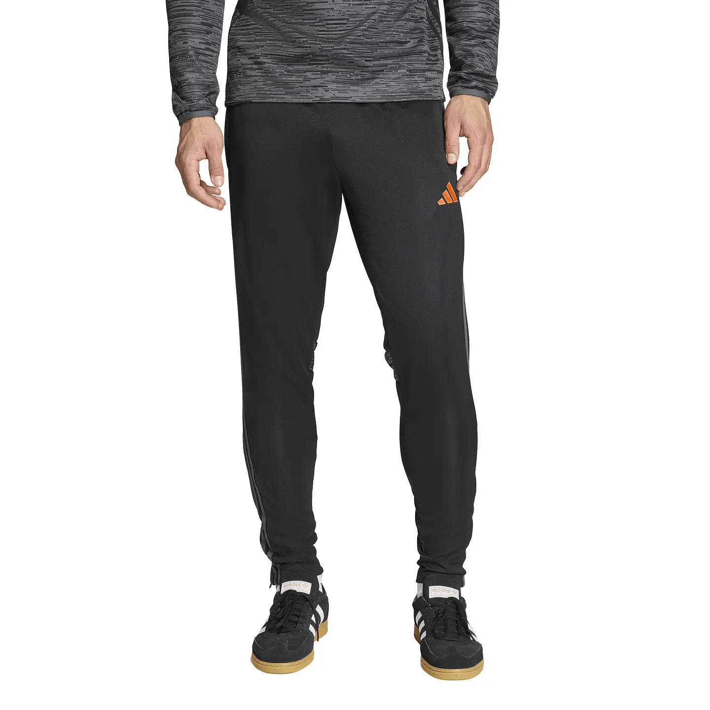 Pantalon de Buzo Negro Hombre Adidas JZ9407 1