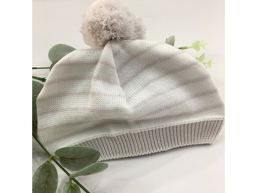 Gorrito Pompom NB 2