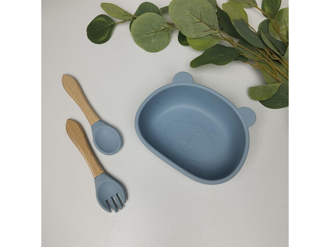 Plato En Silicona + Cubiertos  1