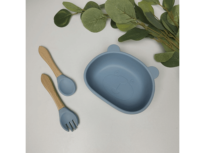 Plato En Silicona + Cubiertos  1