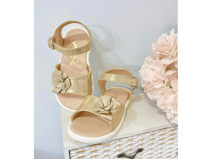 Sandalia Dorada 2024 2