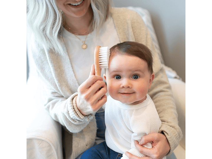  Dr. Brown's Cepillo suave y seguro para bebé + peine 6