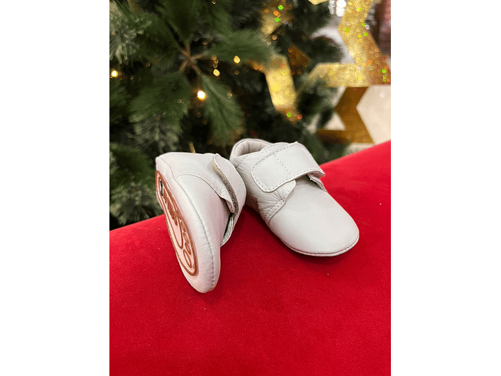 Calzado Ceremonia Capuchino 2