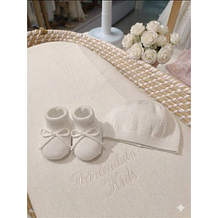 Set Botines +  Gorro