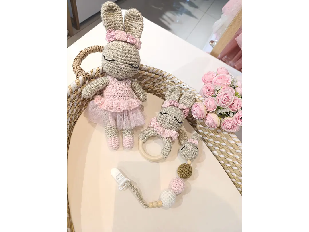 Set De Regalo Amagurrumi Coneja 1