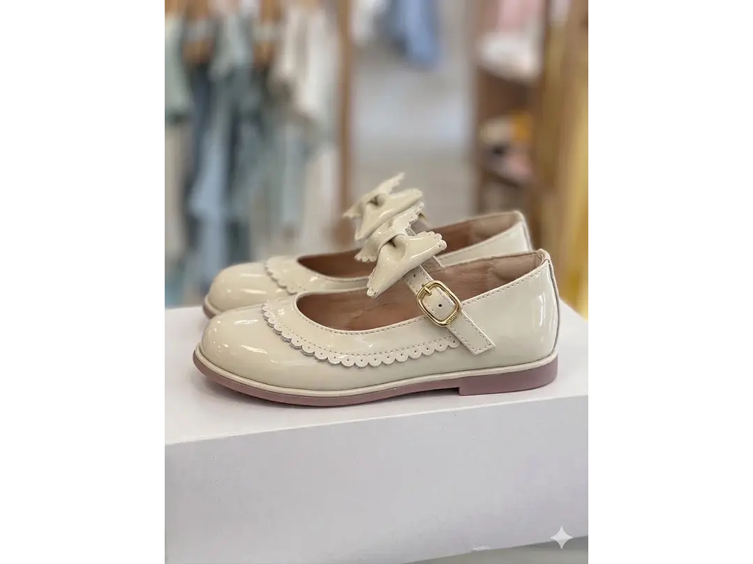 Baleta Ceremonia Charol Lazo Beige 1