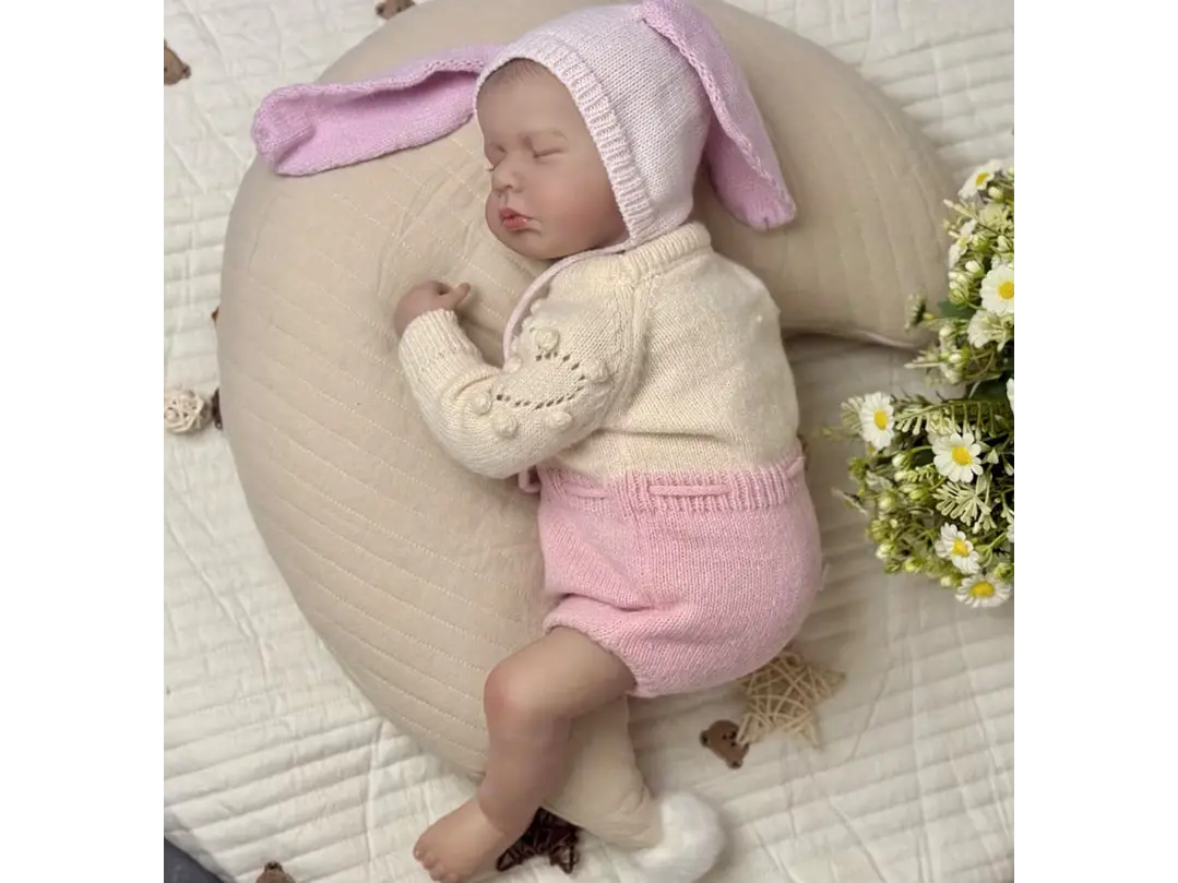 Muñeca Realista Conejo  2
