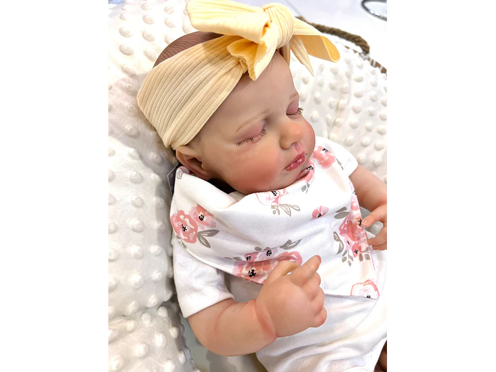 Muñeca Realista Vivian 3