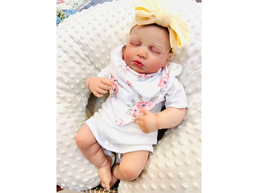 Muñeca Realista Vivian 4
