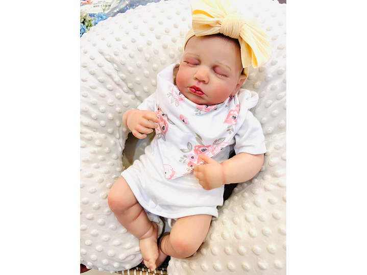 Muñeca Realista Vivian 4