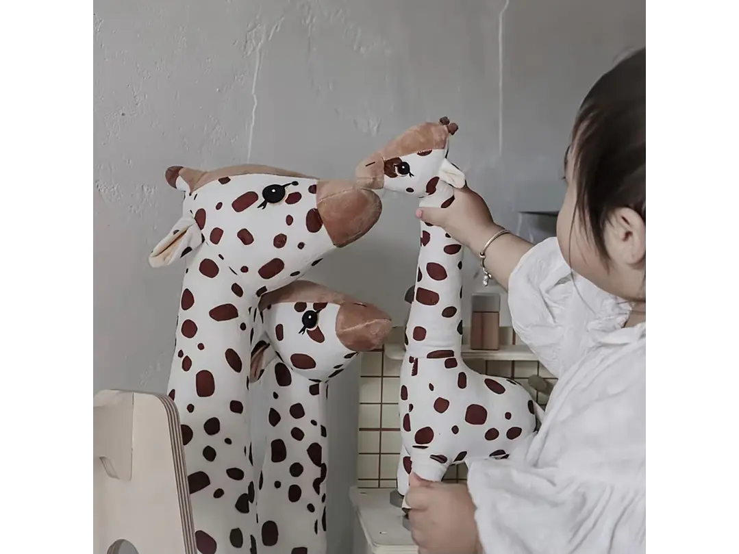 Muñeco De Apego Jirafa  3