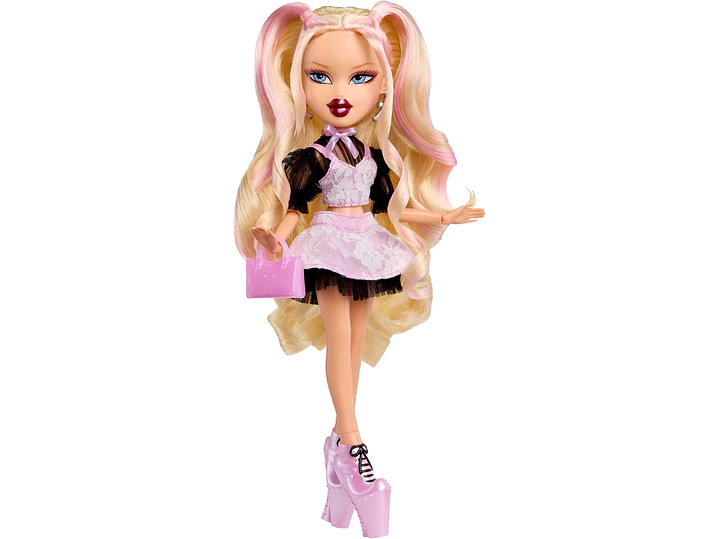 Bratz Stylin' Birthdayz Cloe Fashion Doll  3