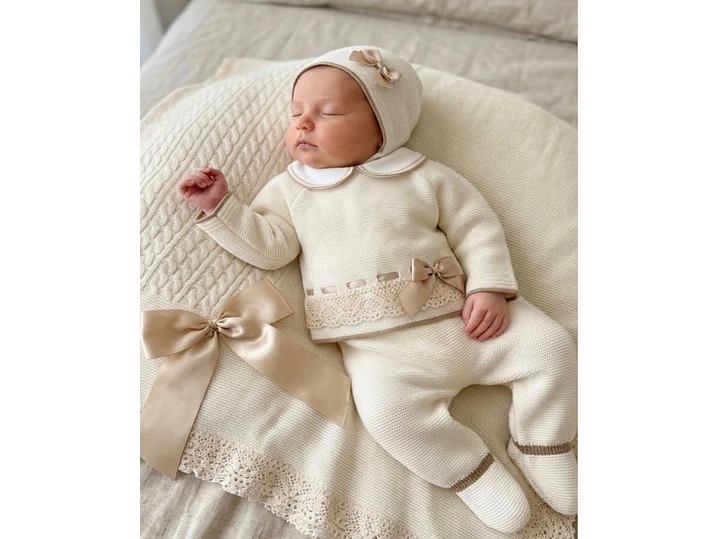 Cobija Española Lucia  2