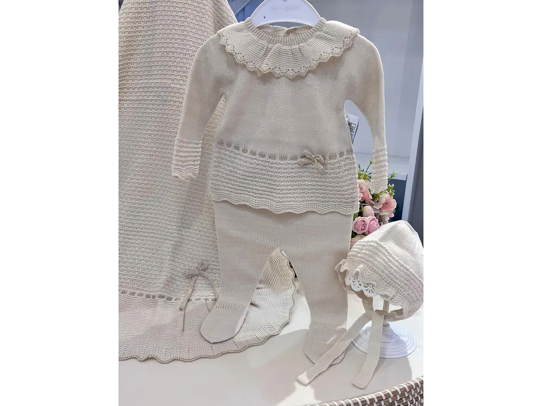 Set Primera Puesta Española 3M Beige 1