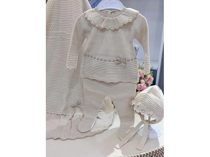 Set Primera Puesta Española 3M Beige 1