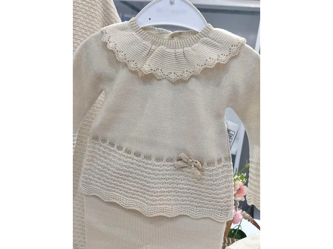 Set Primera Puesta Española 3M Beige 2