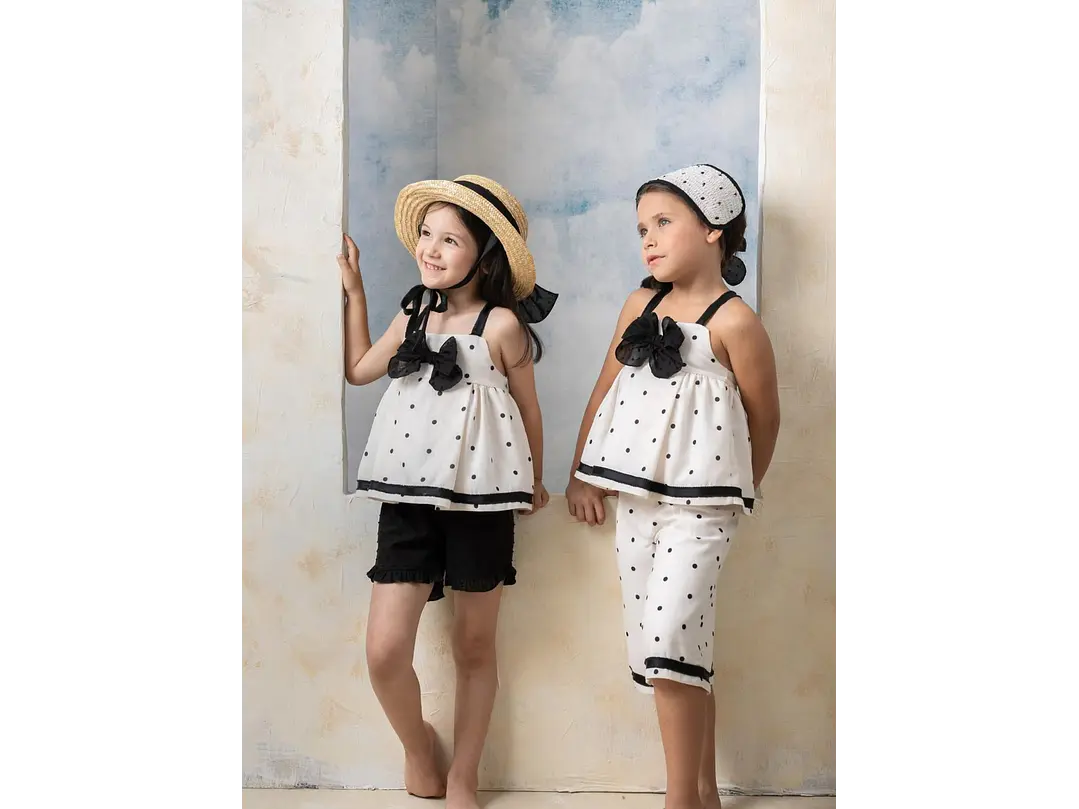 Set Español Shor Negro + Blusa  1