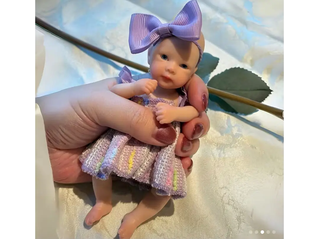 Muñeca de bebé Reborn de silicona de 16Cm suave al tacto 3