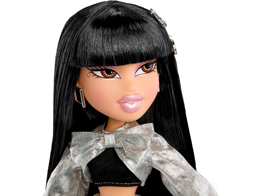  Bratz Charmz Jade Fashion Doll with Collectible Charm Bracelet 6