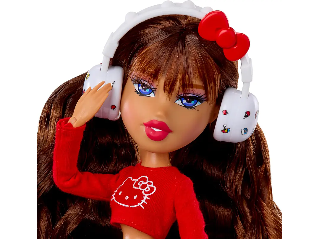 Bratz x Hello Kitty Yasmin Sanrio  2