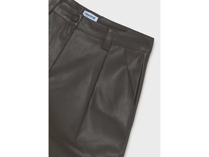 Short Mayoral 4