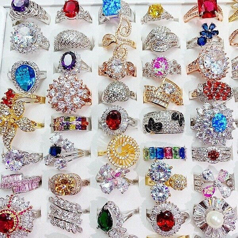 ANILLOS POR MAYOR - 50 UN - SWAROVSKI CRYSTALS - SUPER PREMIUM CHIC +  EXHIBIDOR 12