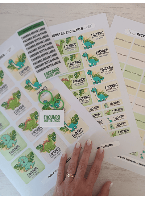 ETIQUETAS ESCOLARES 2026