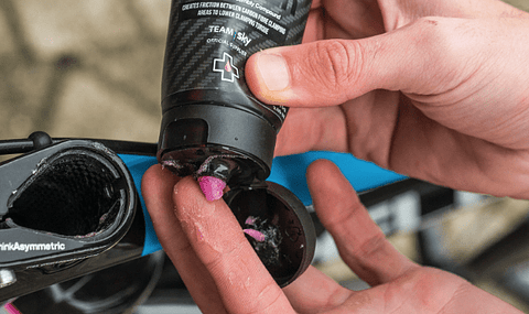 Grasa Carbon Gripper 75gr  MUC OFF