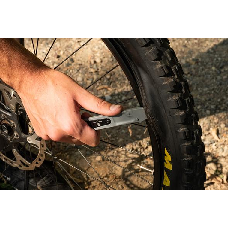 HERRAMIENTA MAGURA 8-BIT TIRE LEVER + DISC BRAKE MULTI TOOL 4