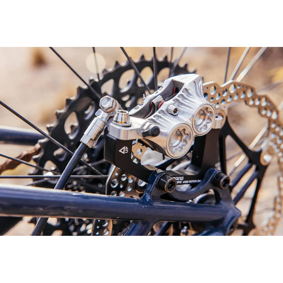 HOPE FRENO TECH 4 V4 SILVER/SILVER DELANTERO 2