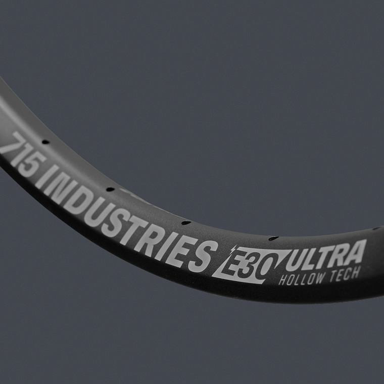 LLANTA 715IND E30 ULTRA 29ER 3