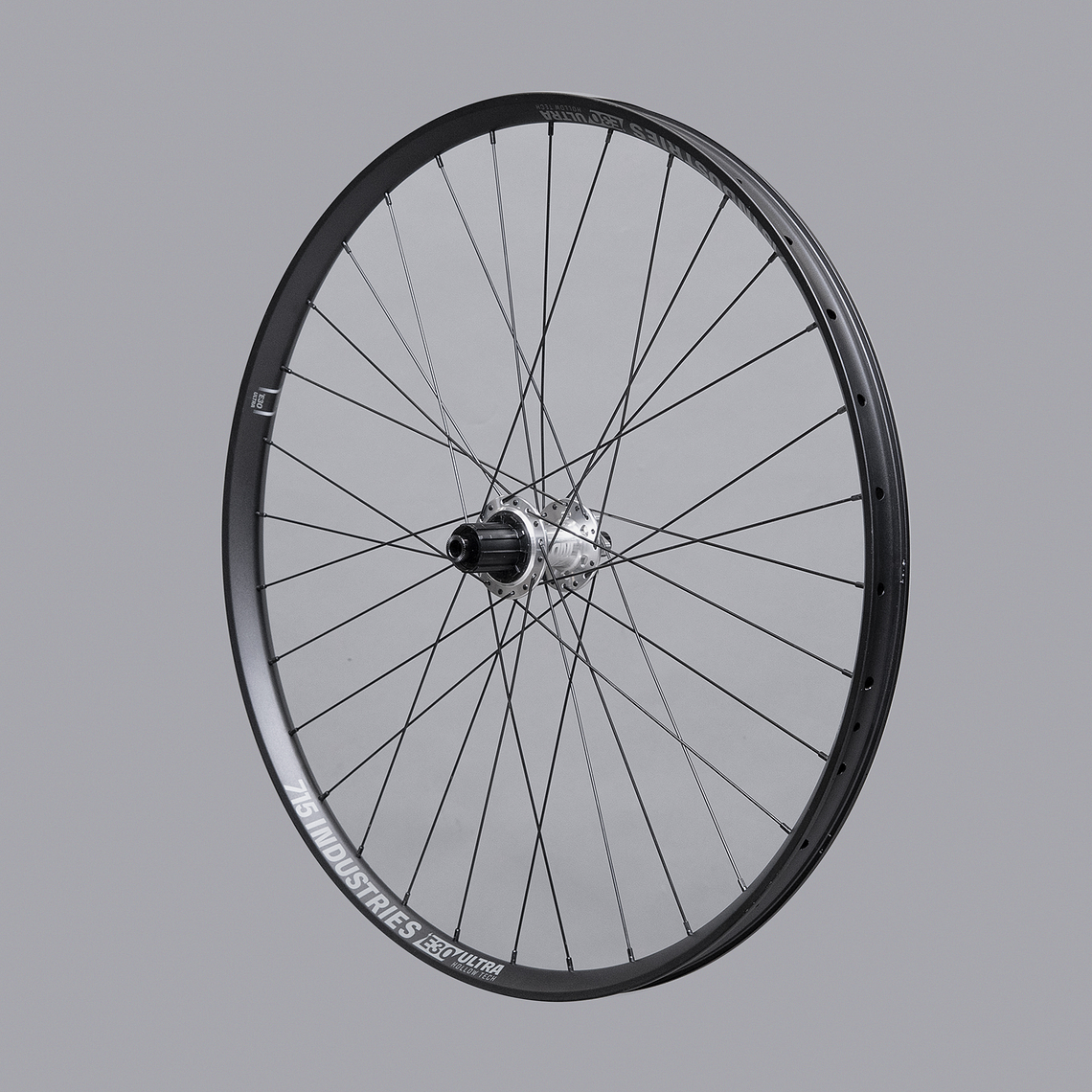 RUEDA 715IND ULTRA E30 12X148 32H 1