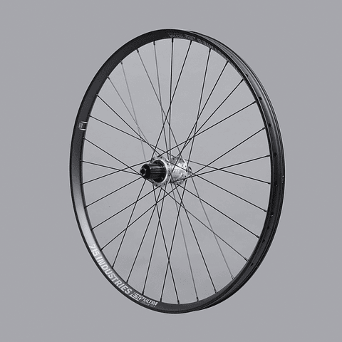 RUEDA 715IND ULTRA E30 12X148 32H