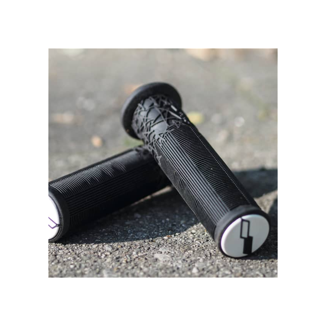 Puños SENSUS Meaty Paw Lock On - Kyle Strait Signature Gum rubber 2