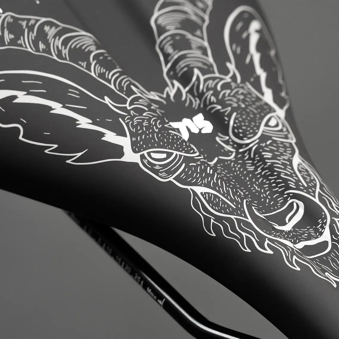 SILLIN 715IND GOAT EVIL BLACK 4