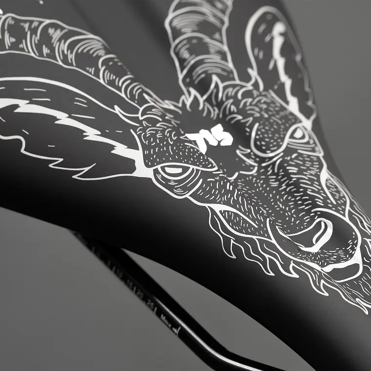 SILLIN 715IND GOAT EVIL BLACK 4