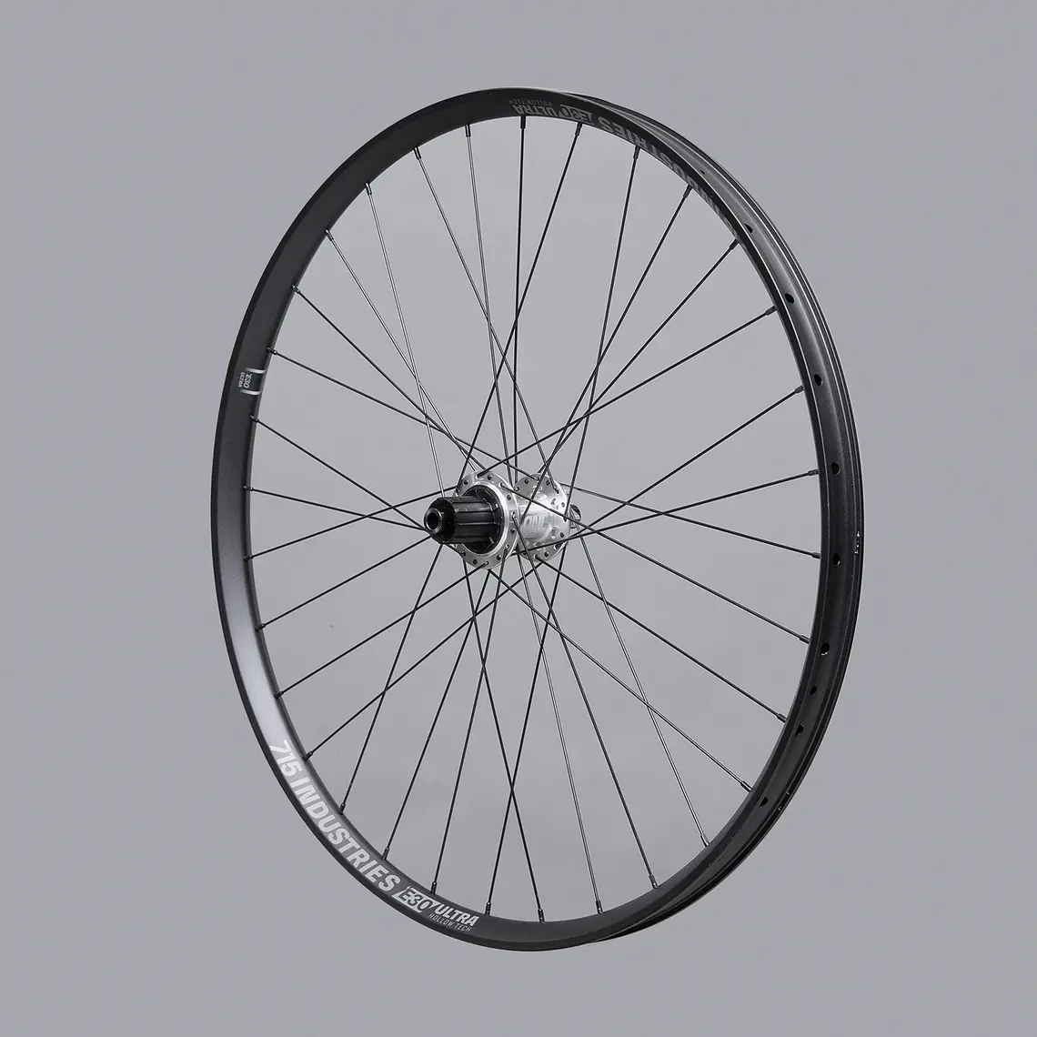 Rueda trasera 715 1