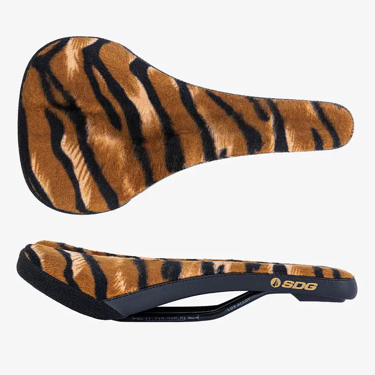 ASIENTO BEL-AIR LUX-ALLOY Tiger Print Top 1