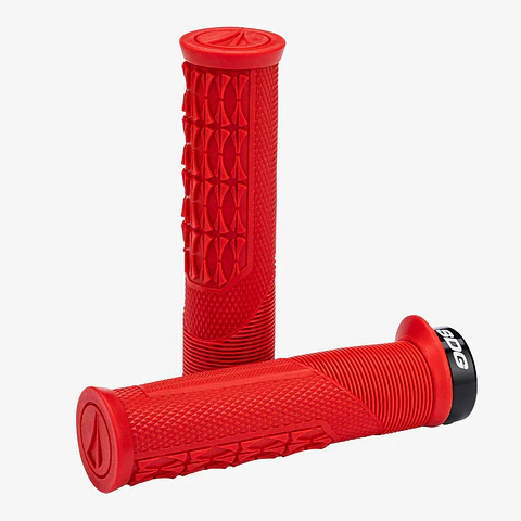 Puño Sdg Thrice OC Lock-On Red w/ Black Alloy Lock Ring