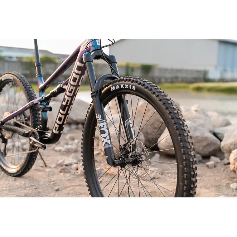 Bicicleta Polygon Siskiu T8 UDH Chameleon 6