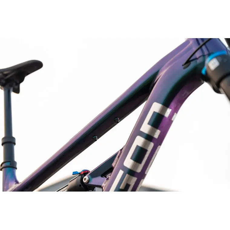 Bicicleta Polygon Siskiu T8 UDH Chameleon 7