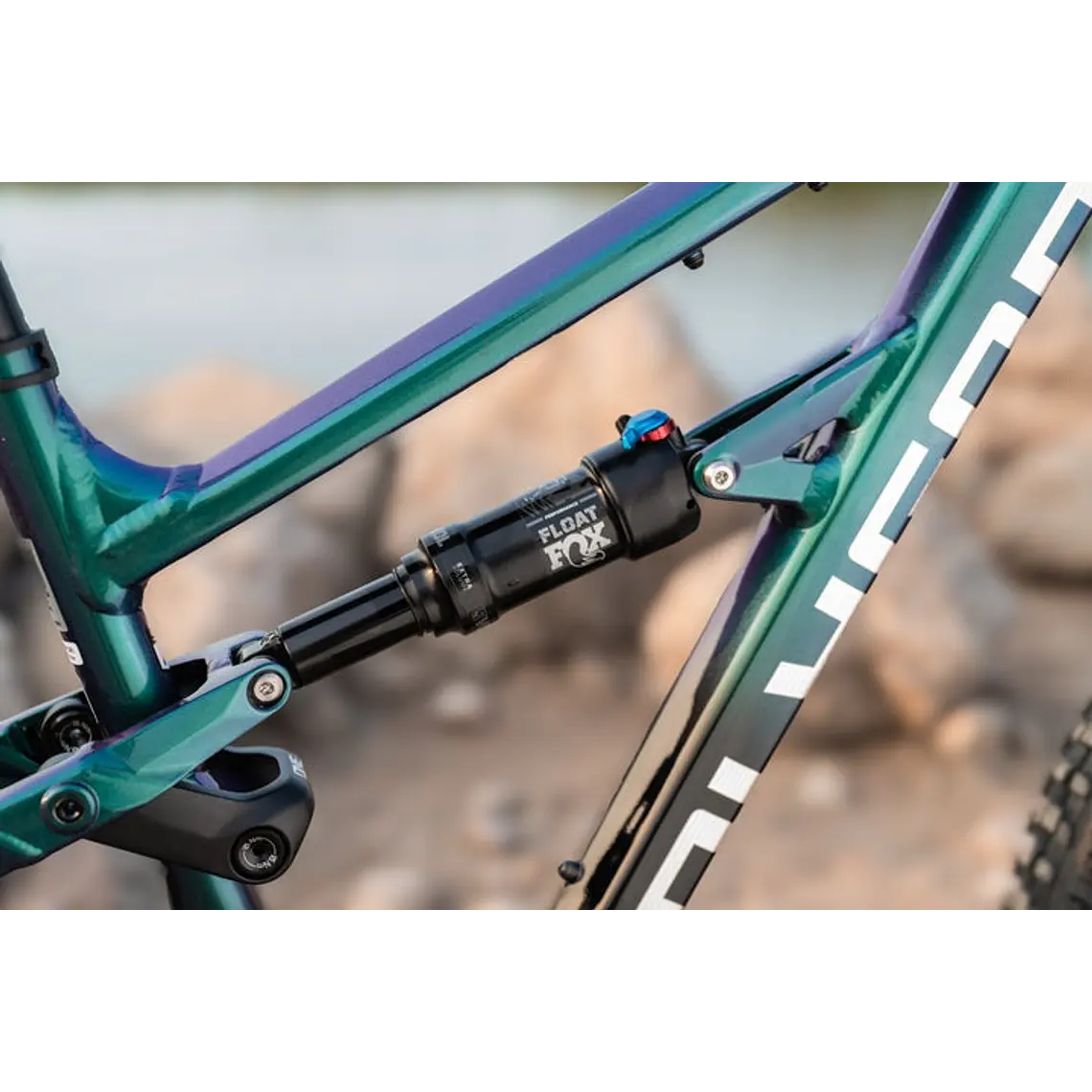 Bicicleta Polygon Siskiu T8 UDH Chameleon 9